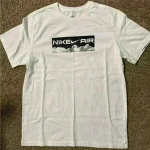 Nike Sportswear Air Graphics T-Shirt - White